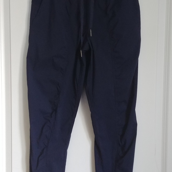 Lululemon Dance Studio Joggers - Picture 3 of 4